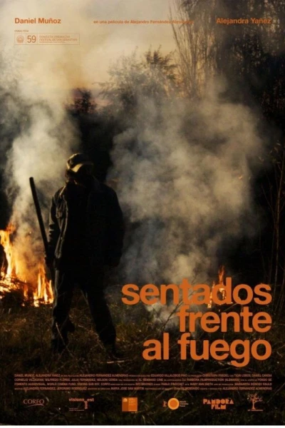 Sentados frente al fuego