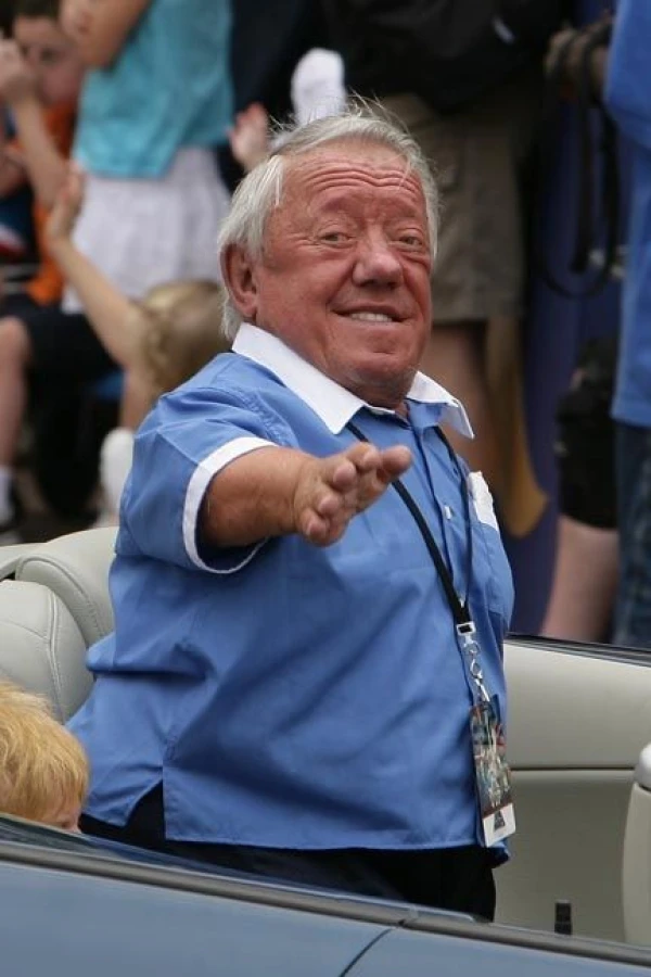 <strong>Kenny Baker</strong>. Bild av Official Star Wars Blog.