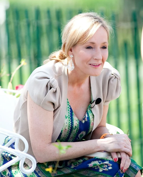 <strong>J.K. Rowling</strong>. Bild av Daniel Ogren.
