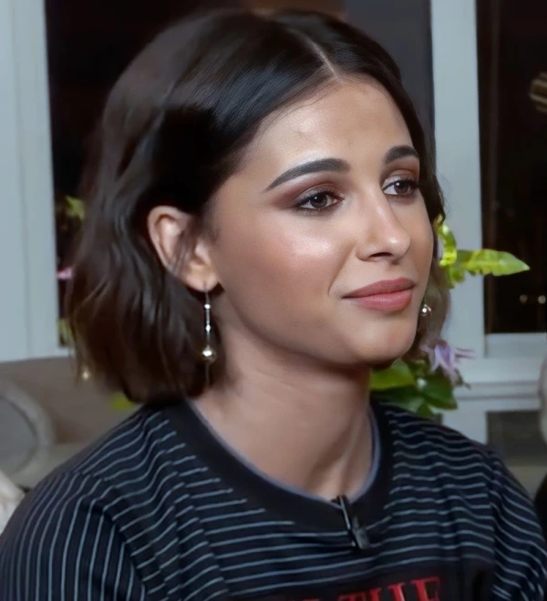 <strong>Naomi Scott</strong>. Bild av Empire Movies.