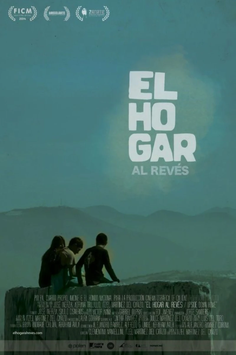 El hogar al revés Poster